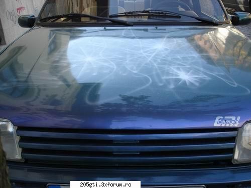 una mai masca peugeot 205