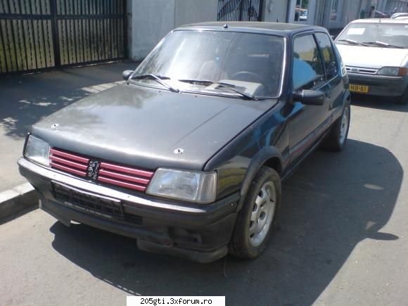 vand capota 205 asta mashina, fara jantele inch, doar cele aluminiu 1,6 gti