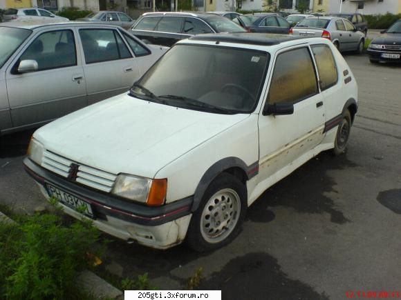 trebuie sa-l sti,.... esti din oras cunoaste careva