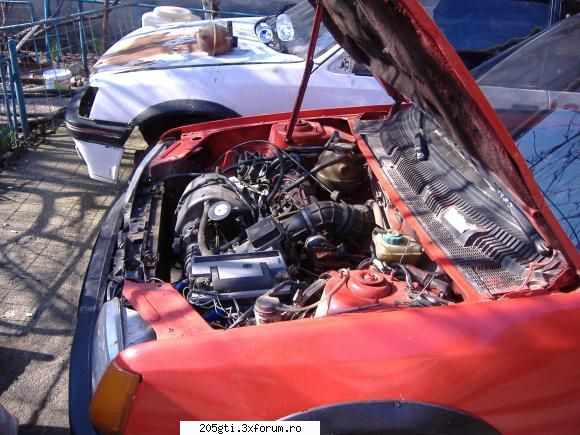 1.6 gti +1.9 gti 650 eur - serpalo_ct - Bazar 205