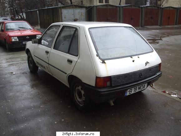 Ages along with my Peugeot 205 - inca arata asa in - 205